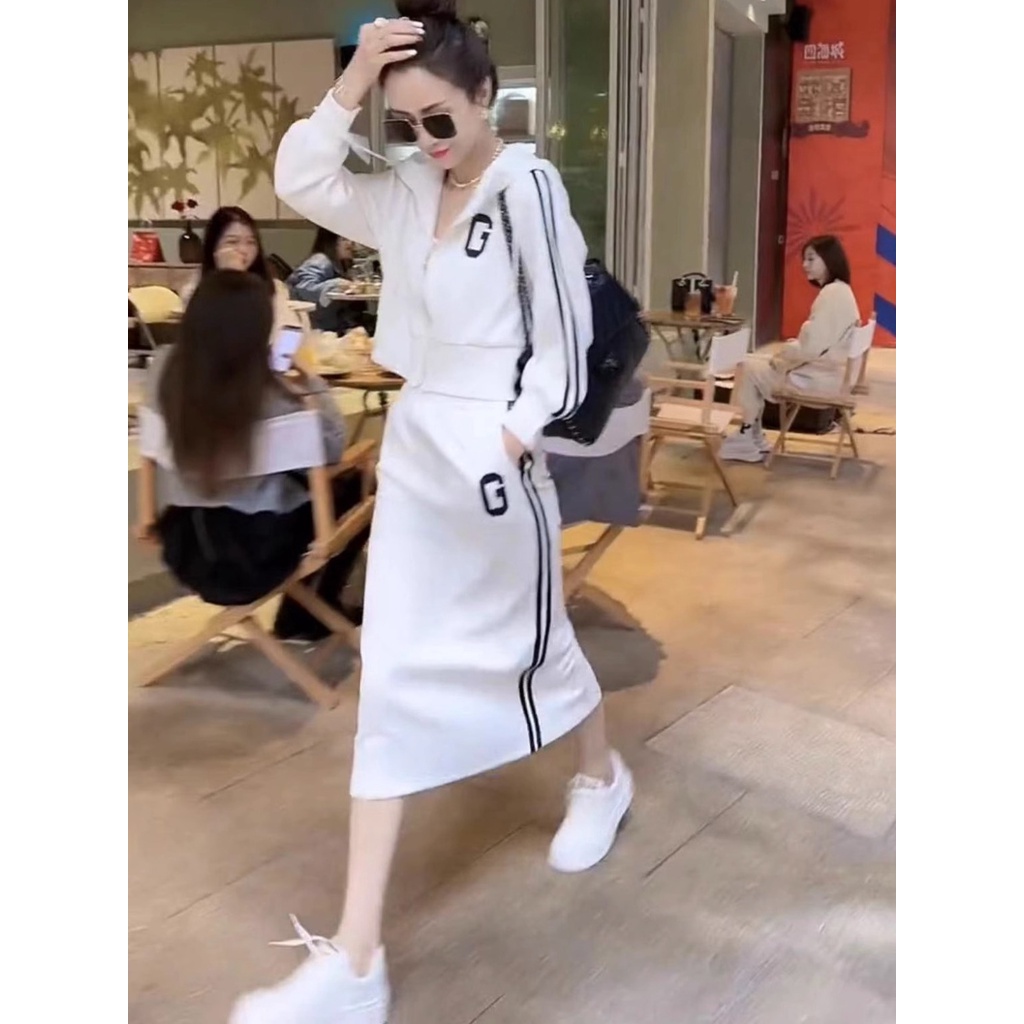 Bộ Áo Sweater Phối Chân Váy Ôm Dáng Thời Trang Mùa Thu Cho Nữ Cỡ Lớn Lên Đến 120kg