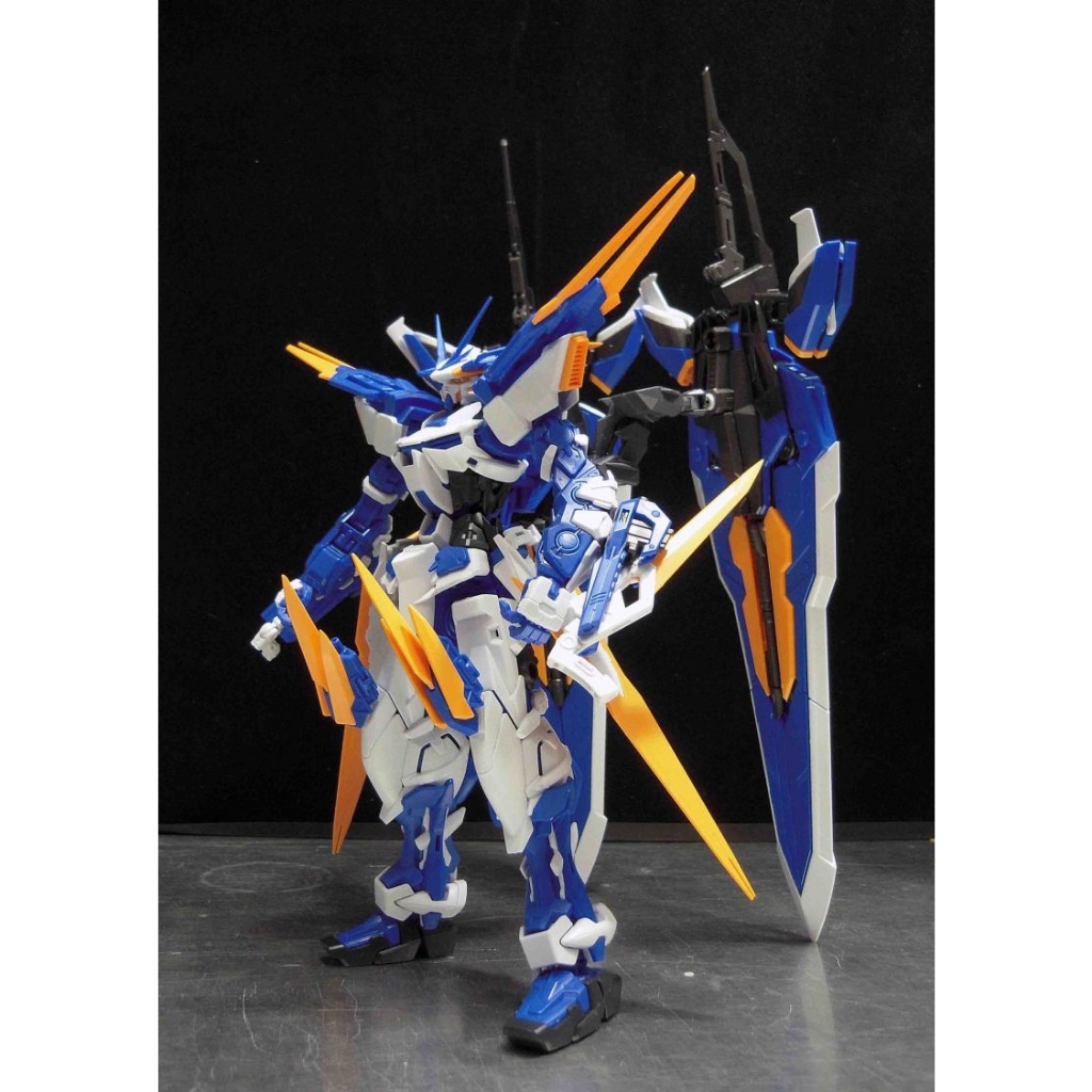 Mô hình lắp ráp MG Gundam Astray Blue Frame D Bandai - Sieumohinh 4573102630476Tặng ô tô