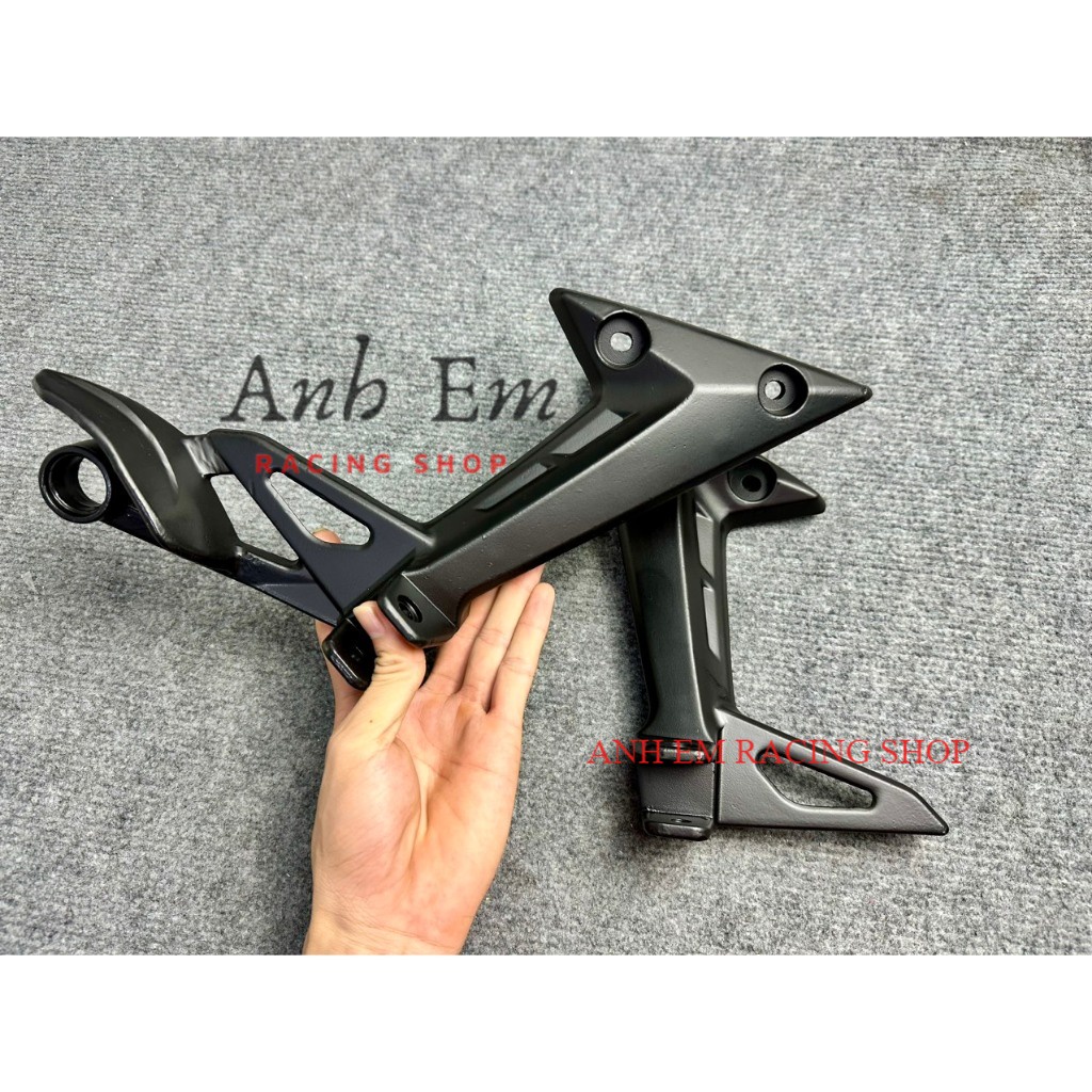 CẶP GÁC CHÂN SAU NHÔM EXCITER 4 SỐ 2006-2010