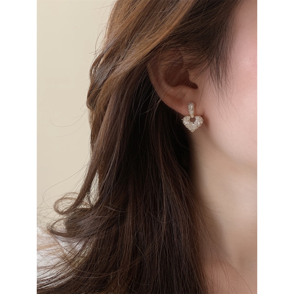 Niche Khuyên Tai Hình Trái Tim Rỗng Đính Đá Lấp Lánh Thời Trang Mới 2023