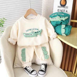 Bộ 2 Món Gồm Áo Thun Và Quần Jean Cho Bé Gái