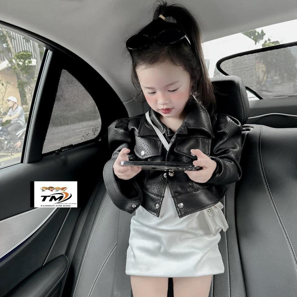 Áo da tặng kèm váy cá tính bé gái 9-30kg