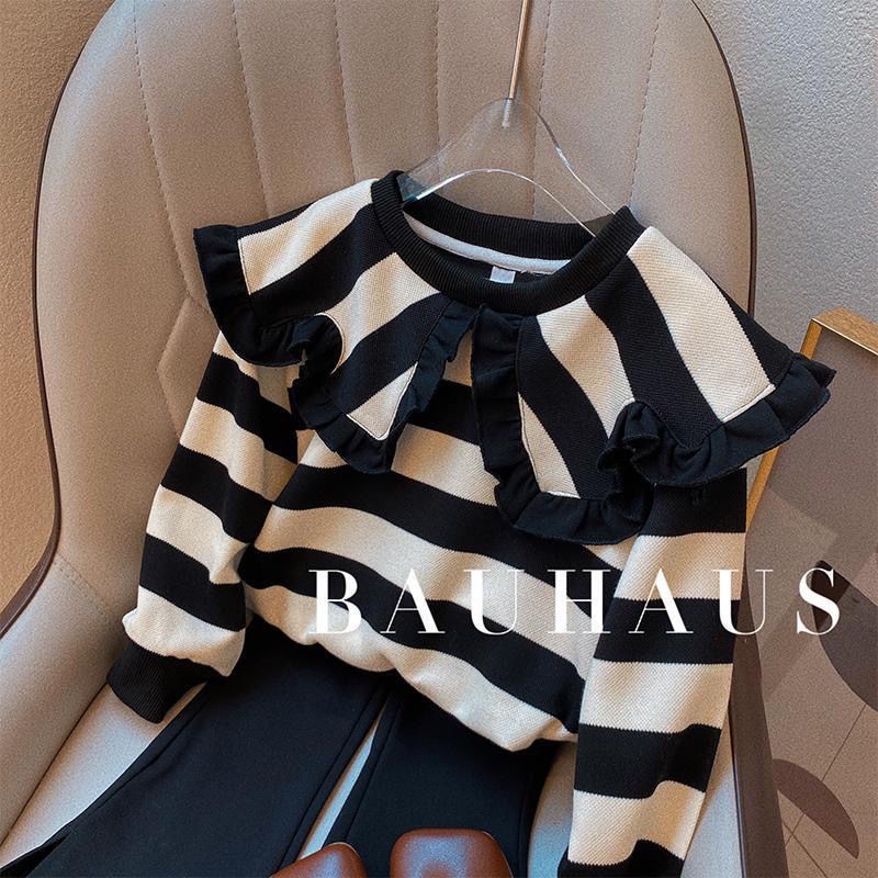 Bộ Đồ Thời Trang Mùa Thu Thoải Mái Cho Bé Gái