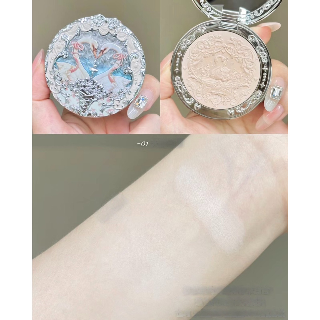 Phấn má Flower Knows Swan Ballet Moonlight Mermaid