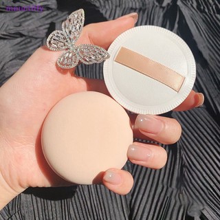 1 mút trang điểm hình chữ nhật tiện dụng