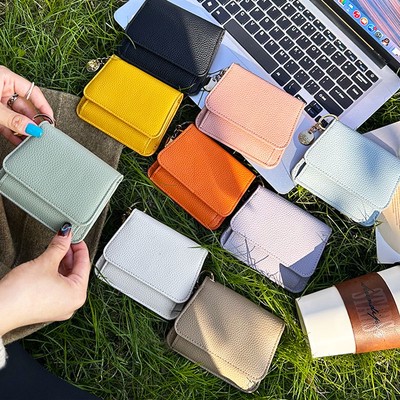 Ví ngắn PIERRE LOUES gấp làm ba có khóa kéo đa chức năng dành cho nữ