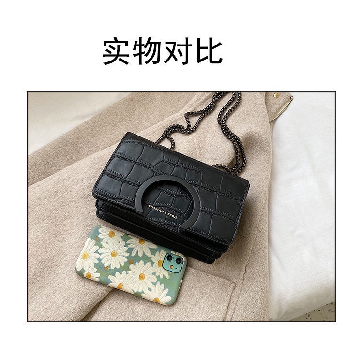 Túi Đeo Chéo Dáng Vuông Nhỏ Phối Dây Xích Thời Trang 2023 Cao Cấp Cho Nữ