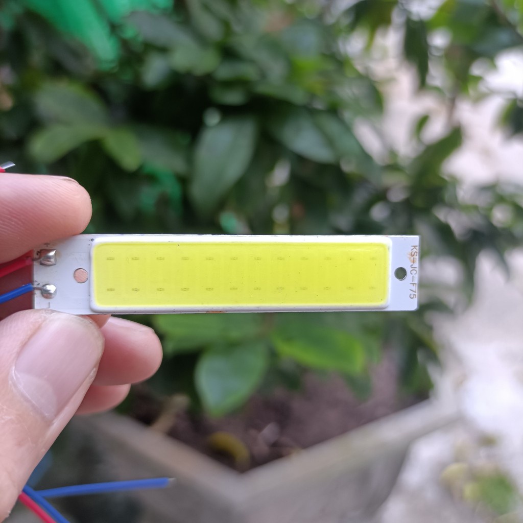 Bảng mạch đèn pin 2 bóng đèn led 3.7v