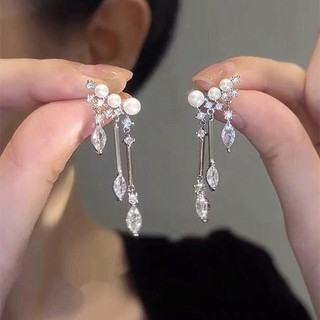 Bông tai kim bạc bất đối xứng kiểu Pháp