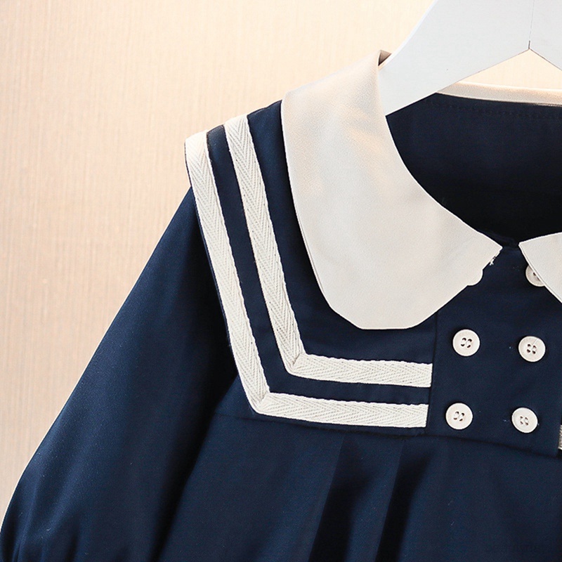 Cô Gái Váy Công Chúa Bé Học Viện Váy