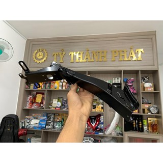 Pát sắt đuôi dè sau Exciter 155 zin (Cái)