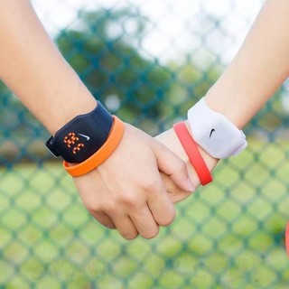 Đồng hồ điện tử đèn led dây cao su