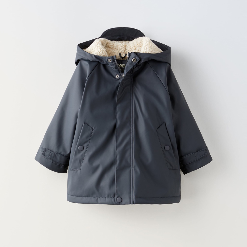 Raincoat Zara 2023 dư xịn ,ÁO MƯA TRÁNG CAO SU LÓT LÔNG CỪU NHÂN TẠO