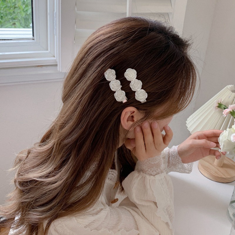 1 Kẹp Tóc Hình Hoa Hồng Màu Trắng Ngọt Ngào Thời Trang Cho Nữ