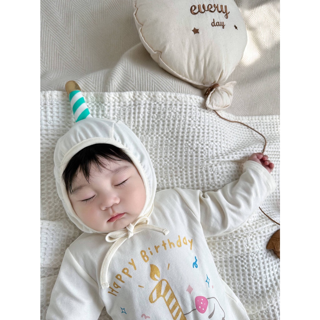 1 Bộ Áo Liền Quần Tay Dài In Hình Bánh Sinh Nhật + Nón 2 Món Thời Trang Cho Bé Sơ Sinh