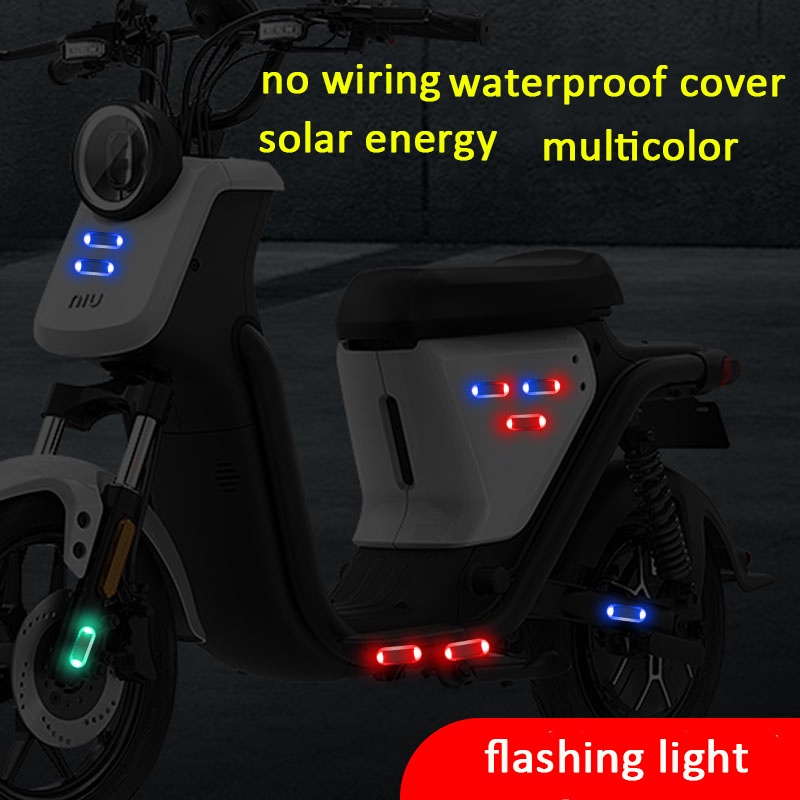 Đèn Cảnh Báo Sử Dụng Năng Lượng Mặt Trời Chống Trộm Gắn Đuôi Xe Hơi / Xe Máy