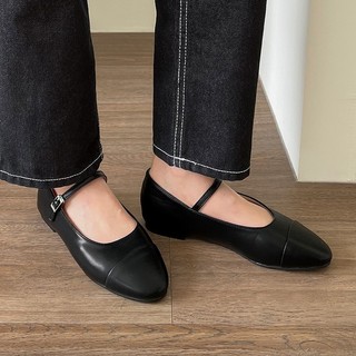 Heizle Giày búp bê Maryjane Two tone