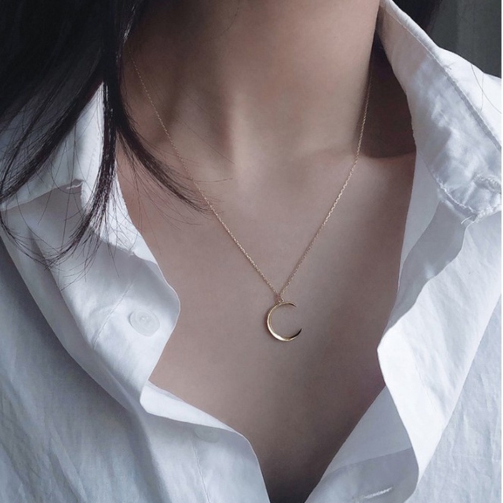 A hello girl Vòng cổ Mặt Hình Mặt Trăng Thời Trang Dành Cho Nữ