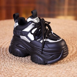 Giày thể thao thông thường buộc dây Giày thể thao tăng chiều cao bên trong