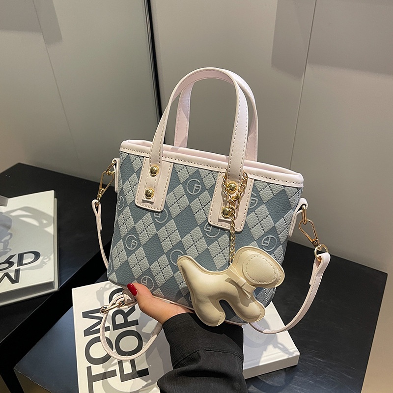 Túi Đeo Chéo Nhỏ Xinh Phối Màu Tương Phản Thời Trang Mùa Hè 2023 Cho Nữ