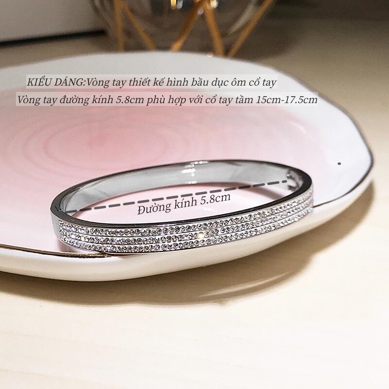 Vòng tay titan không gỉ mạ vàng 18k thiết kế 3 hàng đá lấp lánh thời trang sang trọng dành cho nữ