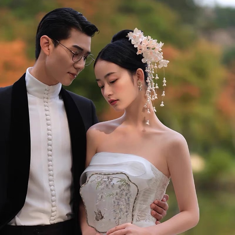 Kẹp Tóc Hình Hoa Tua Rua Xinh Xắn Cho Cô Dâu