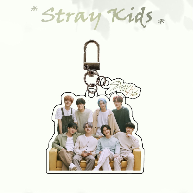 Móc Khóa acrylic Hình stray kids Mới