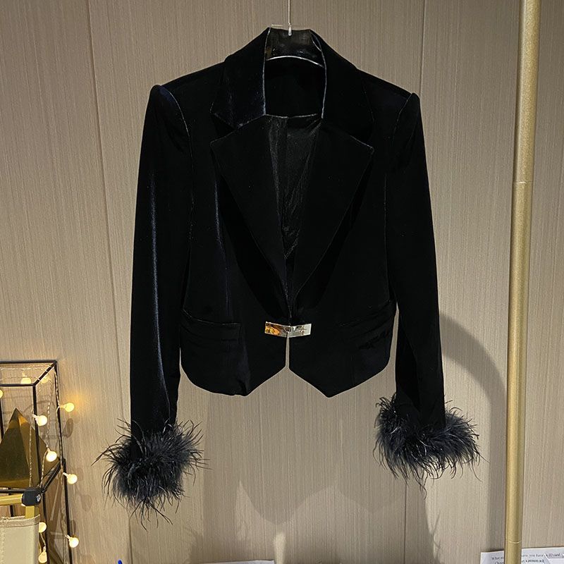 Áo Khoác Nhung Ngắn Màu Đen Phong Cách Châu Âu Thời Trang Mùa Thu 2023 Sang Trọng Cho Nữ