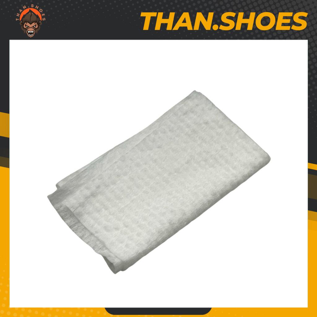 Giày Sneaker Thể Thao Tặng Kèm Khăn Lau Khô - Than.Shoes