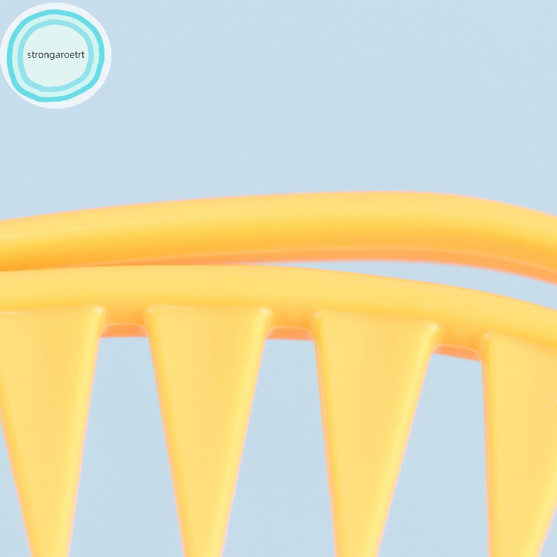 1 Lược Răng Cá Mập Chải Tóc Xoăn