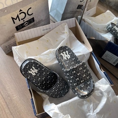 Dép MLB - DIA MONOGRAM - ĐEN - CODE: 3ALPCDM33