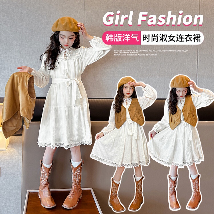 Đầm Dài Tay Phối Ren Hoa Phong Cách Mới Cho Bé Gái