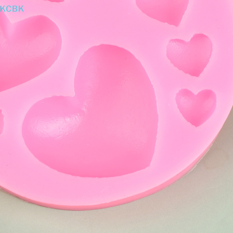 1 Khuôn silicone Làm Bánh Hình Trái Tim Nhiều Màu