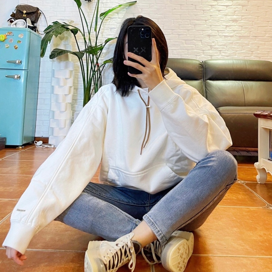 Áo Khoác Chui Đầu Màu Trắng Thêu logo nike Jacquardus x Chính Hãng 100% Cho Cặp Đôi