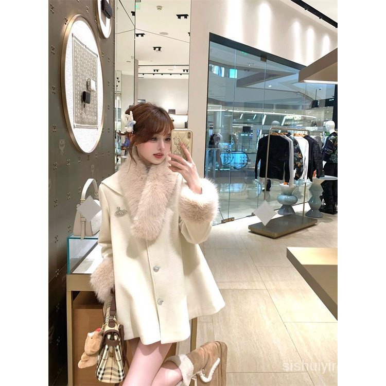 Elegant retro red woolen coat winter New Advanced thickened warm woolen coat for women
