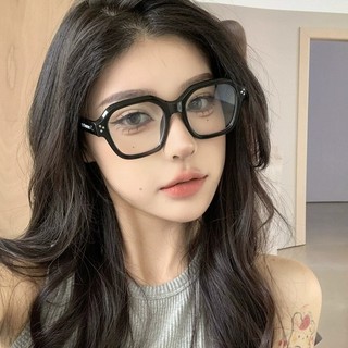 Kính mát nữ gọng đen chống ánh sáng xanh