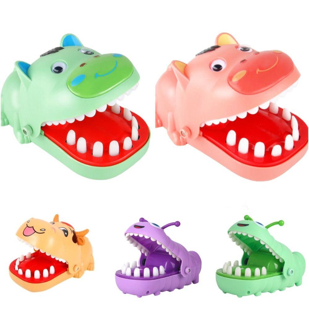 Tobie Đồ Chơi Hình Con Sâu Cắn Tay Bằng Nhựa Vui Nhộn Cho Trẻ Em