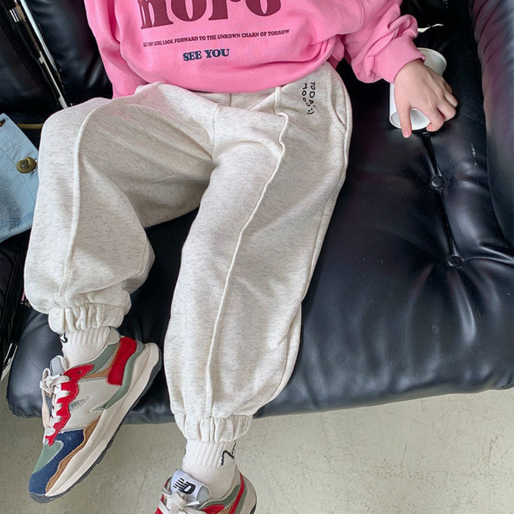 Quần Dài Thể Thao Dáng Rộng Thời Trang Xuân Thu Mới Cho Bé Gái