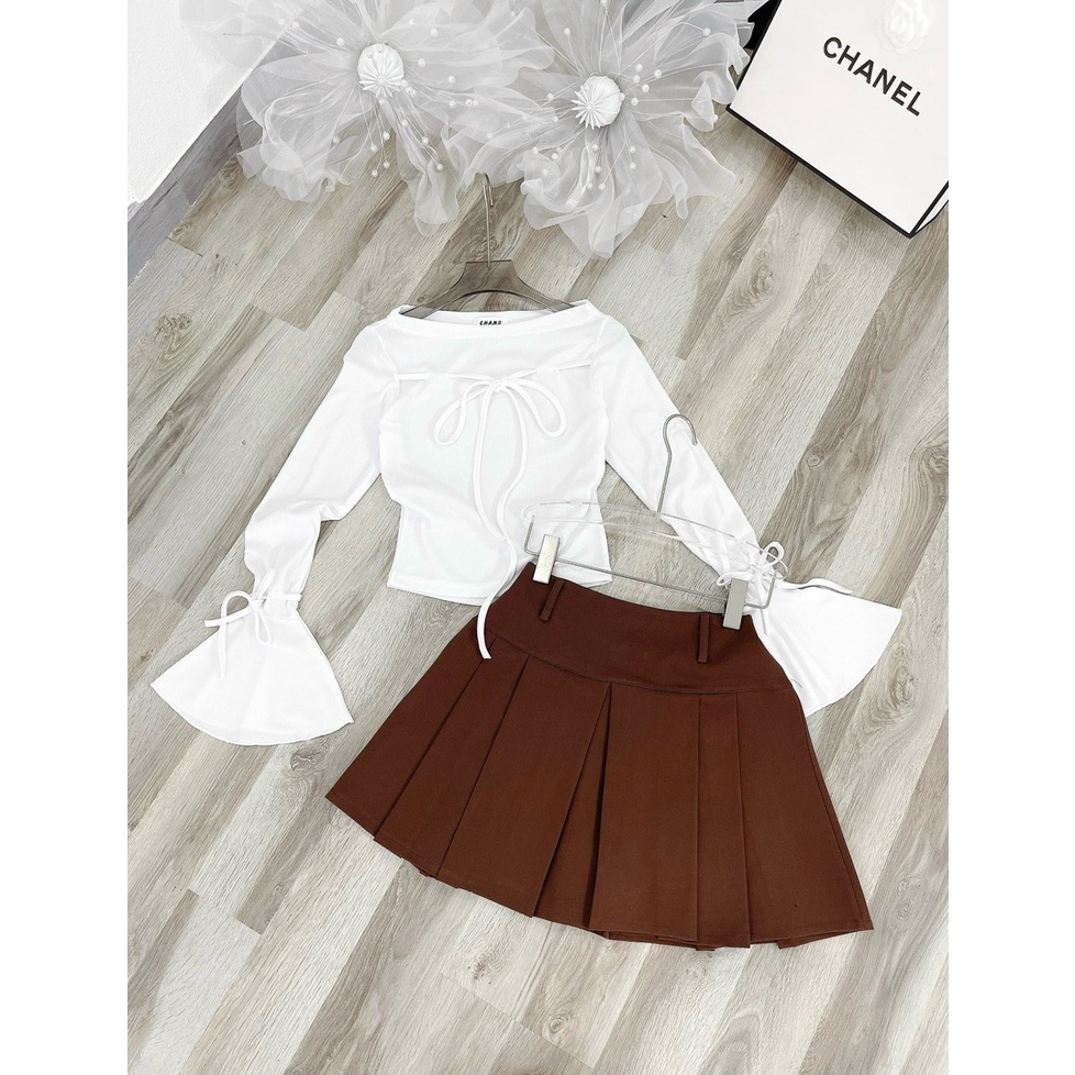 Set áo trắng cột nơ tay loe+chân váy xếp ly nâu