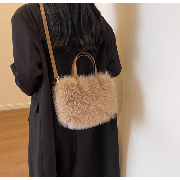 Túi tote Đeo Vai Mùa Thu Đông 2023 Bằng Vải Lông Dễ Thương Kết Cấu Rau Củ Quả