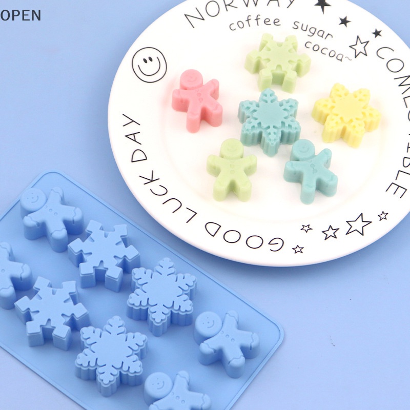 Khuôn Silicon Làm Bánh 8 Ngăn Tạo Hình Hoa Tuyết / Bánh Gừng / Socola Trang Trí Giáng Sinh