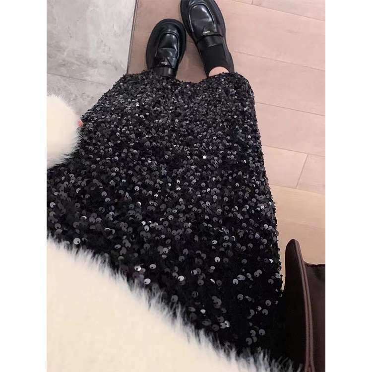 Chân Váy Nhung Dáng Suông Xẻ Tà Đính Kim Sa Lấp Lánh Cho Nữ