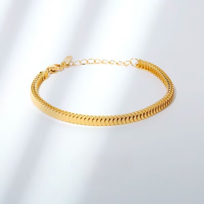 Thời Trang Vòng Tay Hai Mặt Bằng Thép Titan Mạ Vàng Chống Thấm Nước Họa Tiết Vảy Cá Hình Vuông Cổ Điển