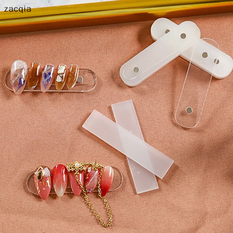 Set 30 Miếng Dán Móng Tay Giả Trong Suốt Hai Mặt Trưng Bày