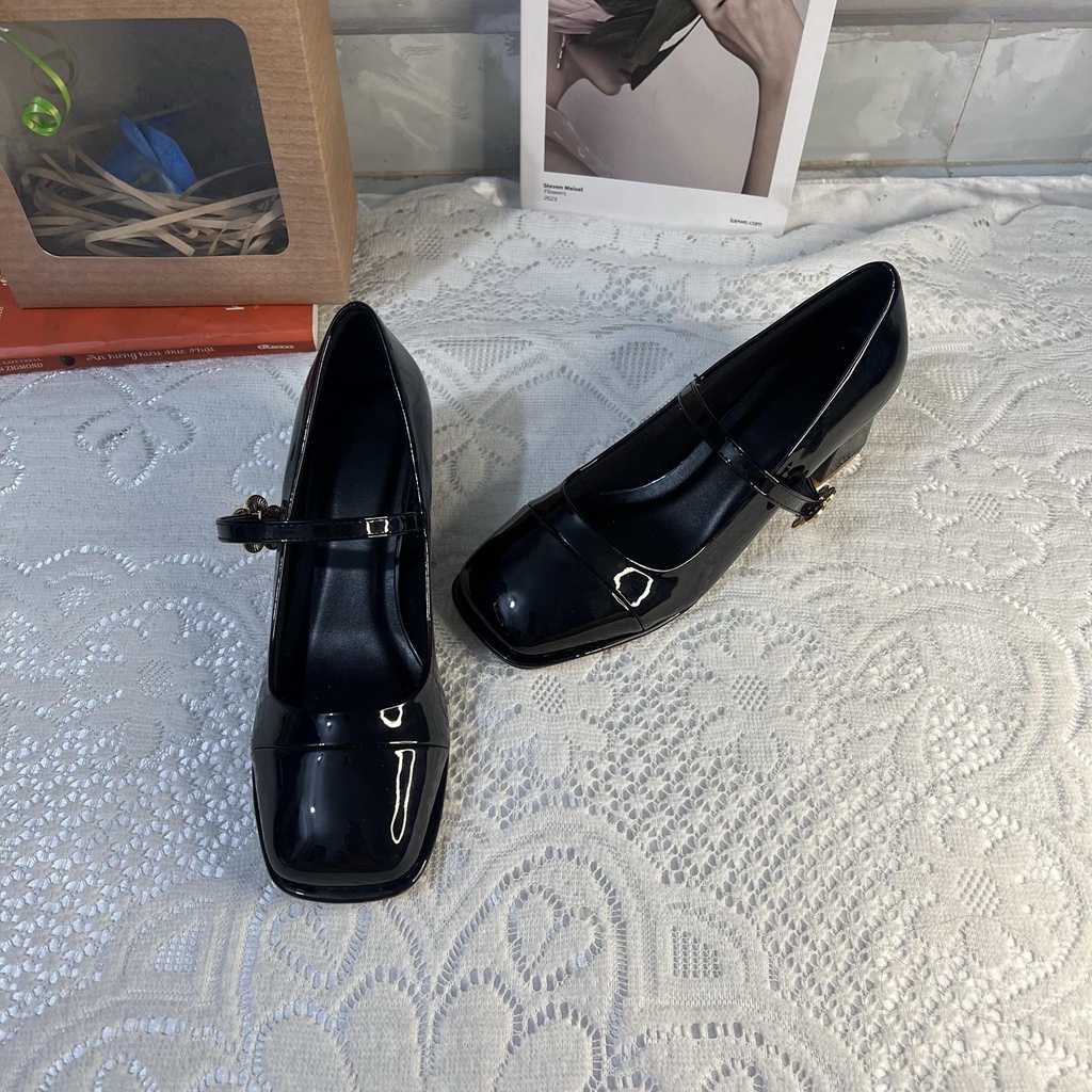 Giày tiểu thư bít mũi vuông bigsize quai cài bông cao 5 cm size 40-44