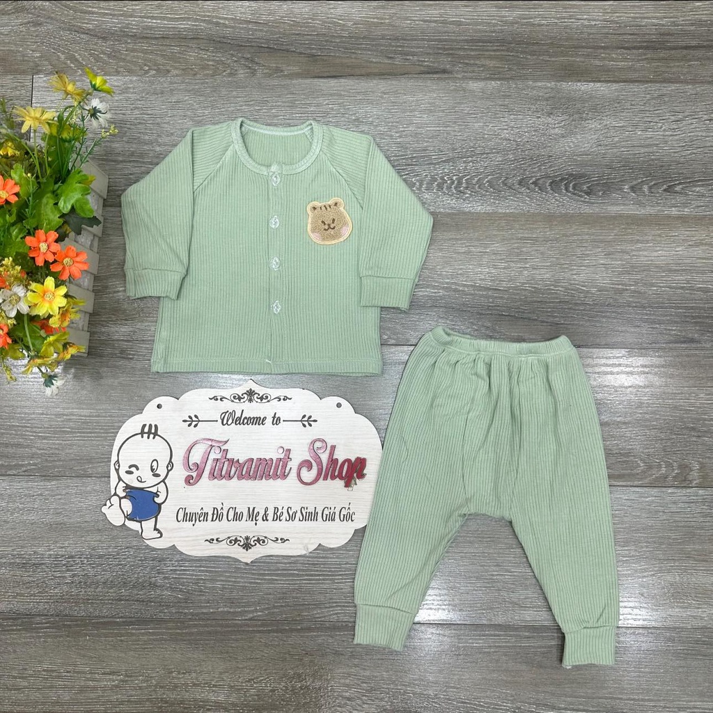 Bộ dài vải len tăm cúc giữa hình mèo cho bé mặc thu đông