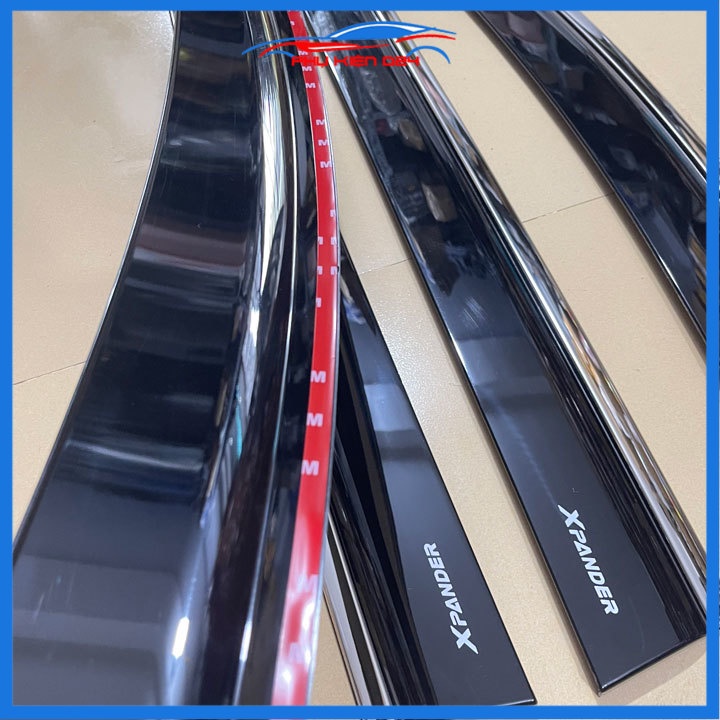 Vè mưa Xpander 2018-2019-2020-2021-2022-2023 chỉ inox che mưa bảo vệ xe
