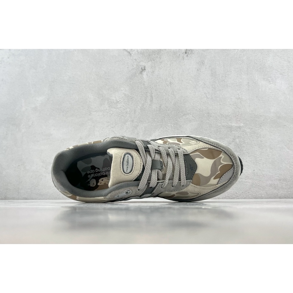 Giày bape x new balance 2002r m2002rbg 36-452R Họa Tiết Rằn Ri Cá Tính