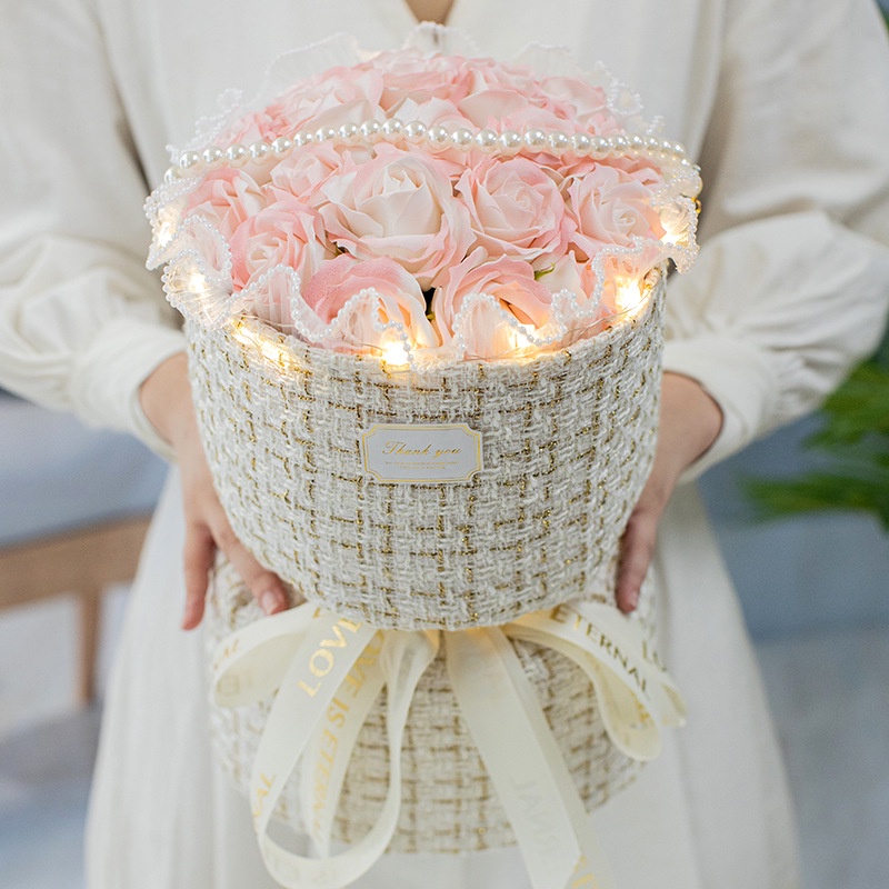 🌸hoa sáp bó🌸Hộp Quà Hoa Hồng Sáp Hình Tai Thỏ Làm Quà Tặng Cho Bạn Gái / Mẹ