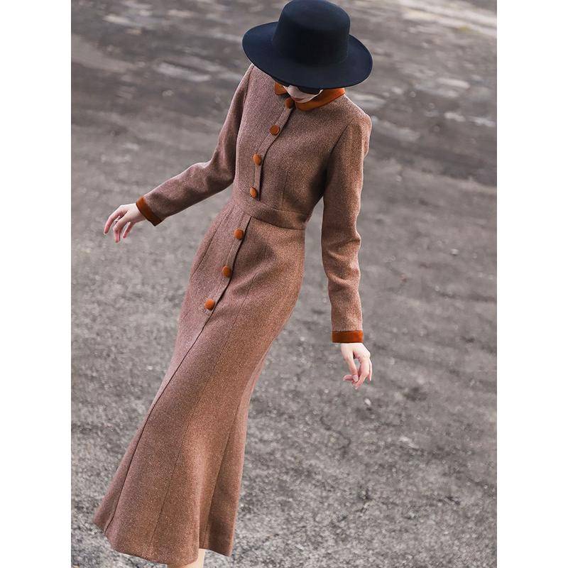 Áo Cổ Búp Bê Chắp Vá Màu Sắc Tương Phản Cao Cấp Phong Cách retro Mùa Thu Đông Mới